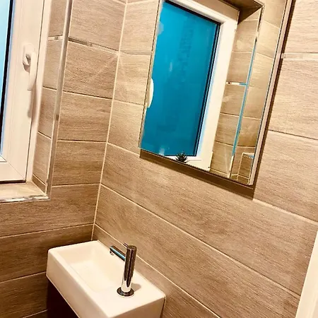 Zen Duplex Lägenhet Liège